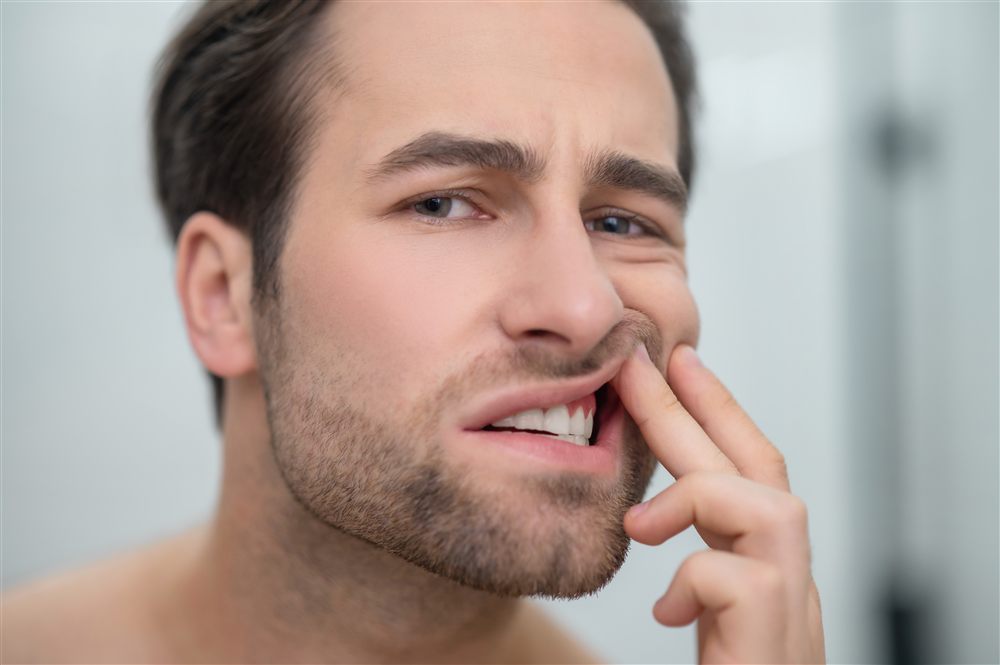 Molestia en encía, síntoma de periodoncia